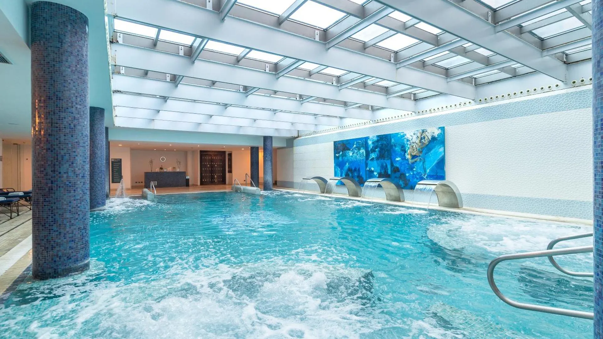 Hotel Blancafort Spa Termal La Garriga 4*,